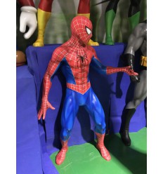 ESTATUA DE  SPIDERMAN