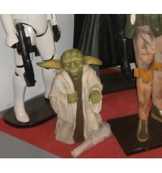 REPLICA ESTATUA MAESTRO YODA