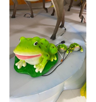 SET DE FIGURAS DE RANAS CON LUZ