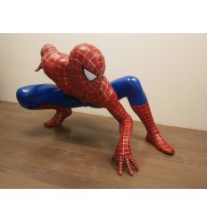 SPIDERMAN ARRODILLADO