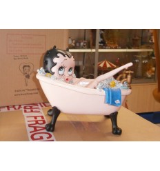 BETTY BOOP EN BAÑERA