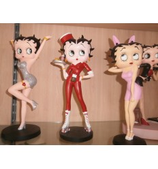 BETTY BOOP  CAMARERA CON PATINES