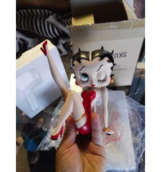 BETTY BOOP PICANDO EL OJO